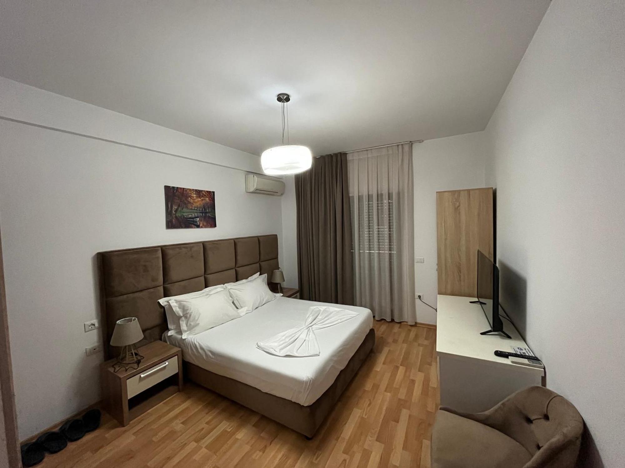 Rooms Dionis Tirana Eksteriør billede